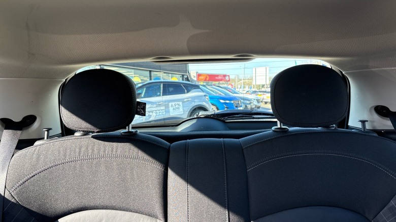 MINI Hatchback 1.5 Cooper II 3dr Petrol Hatchback